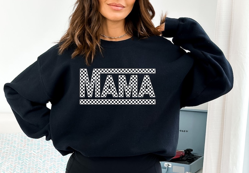 Checkered Retro Mama Sweatshirt