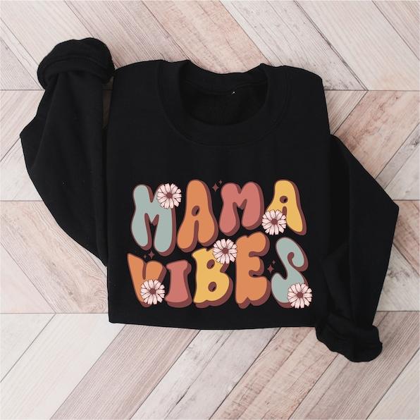 Checkered Retro Mama Sweatshirt