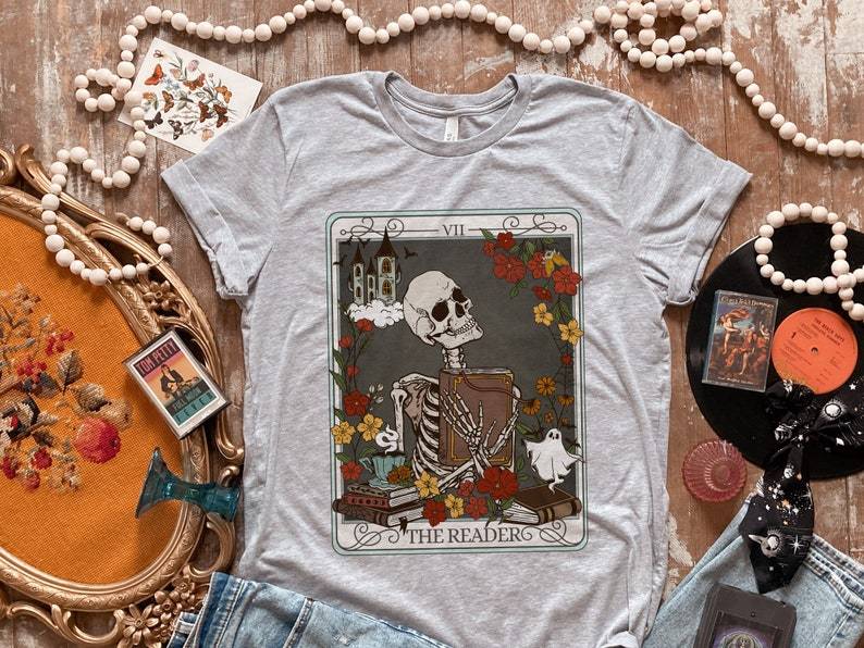 The Reader Tarot Card T-Shir