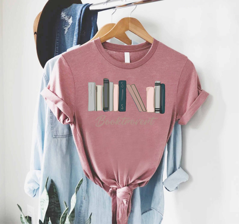 Booktrovert Shirt