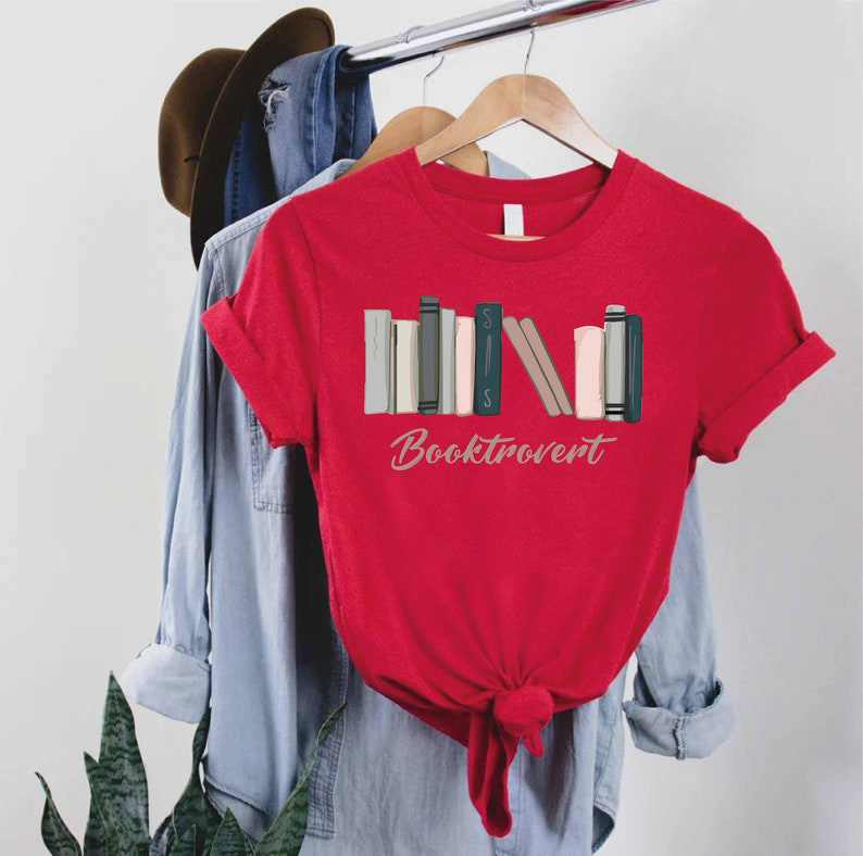 Booktrovert Shirt