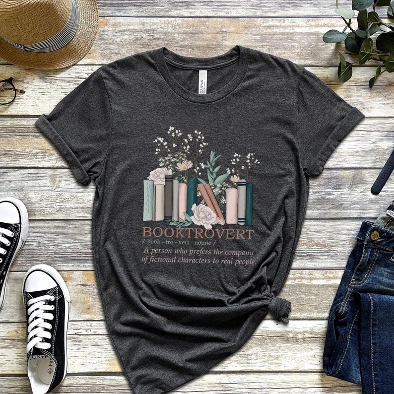 Booktrovert Retro Shirt