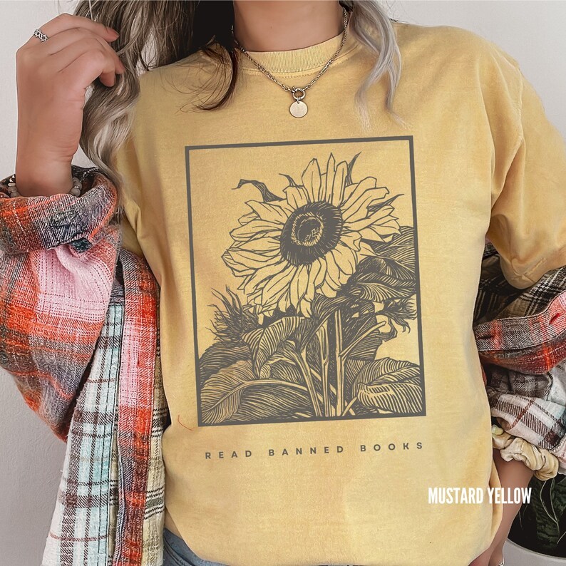 Read Banned Books T-Shirt