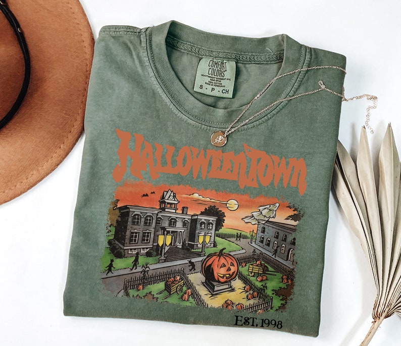 Halloweentown Est 1998 T-Shirt-lovefitte