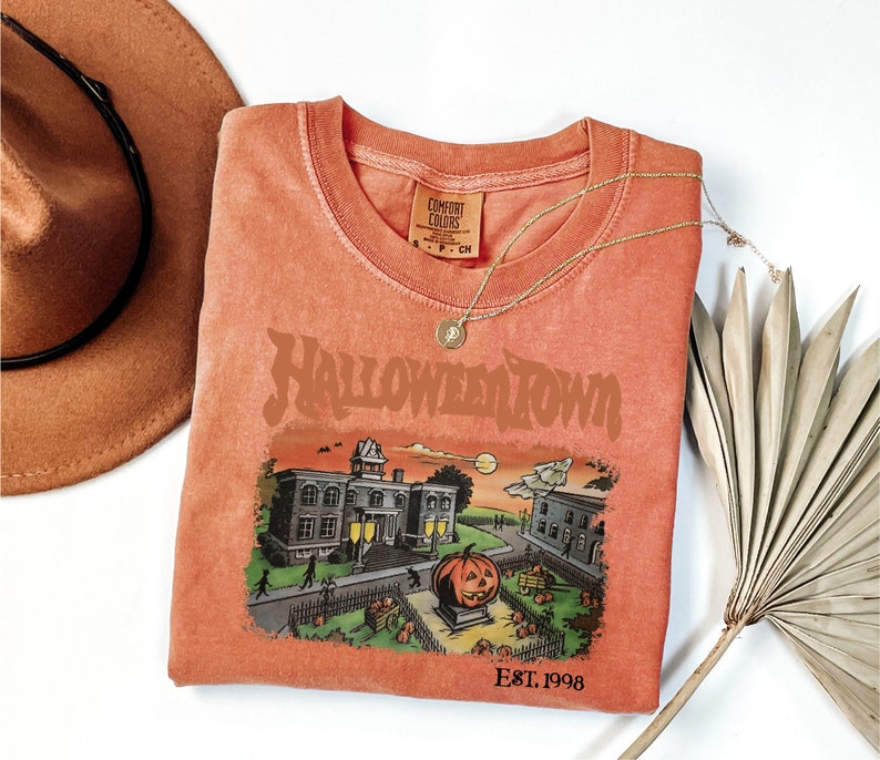 Halloweentown Est 1998 T-Shirt-lovefitte