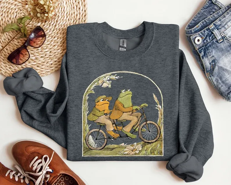 Frog and Toad 90s Graphic Sweatshirt