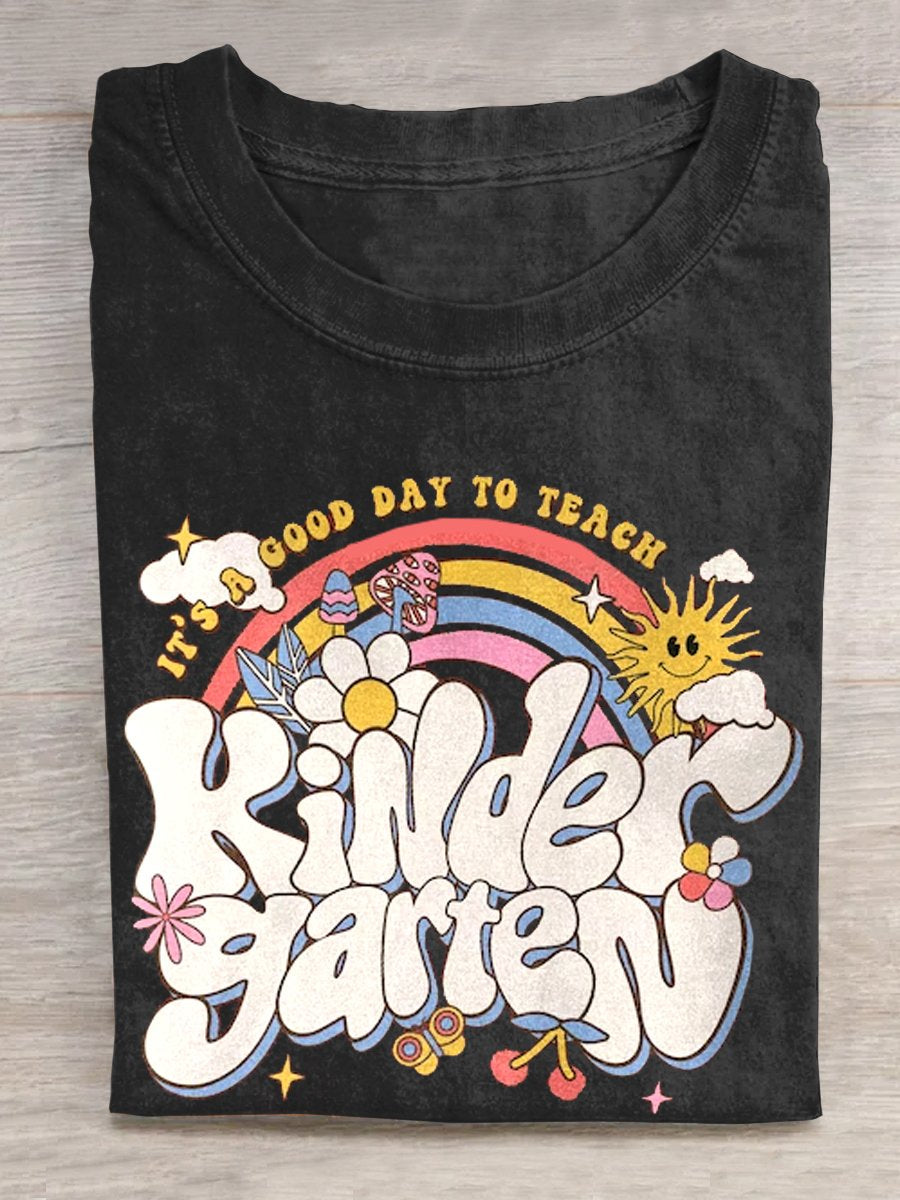 It’s A Good Day To Teach Kindergarten T-shirt-lovefitte