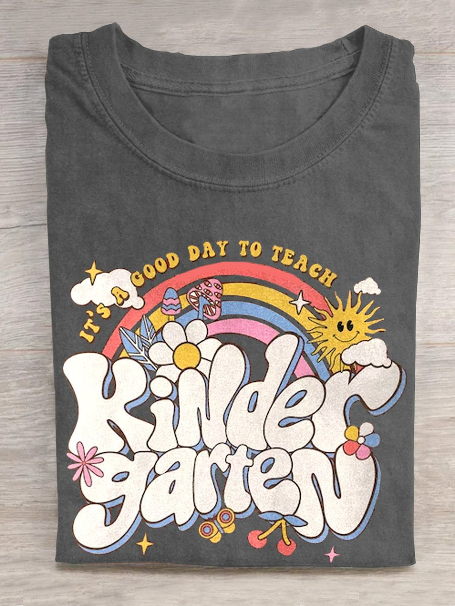 It’s A Good Day To Teach Kindergarten T-shirt-lovefitte