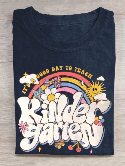 It’s A Good Day To Teach Kindergarten T-shirt-lovefitte