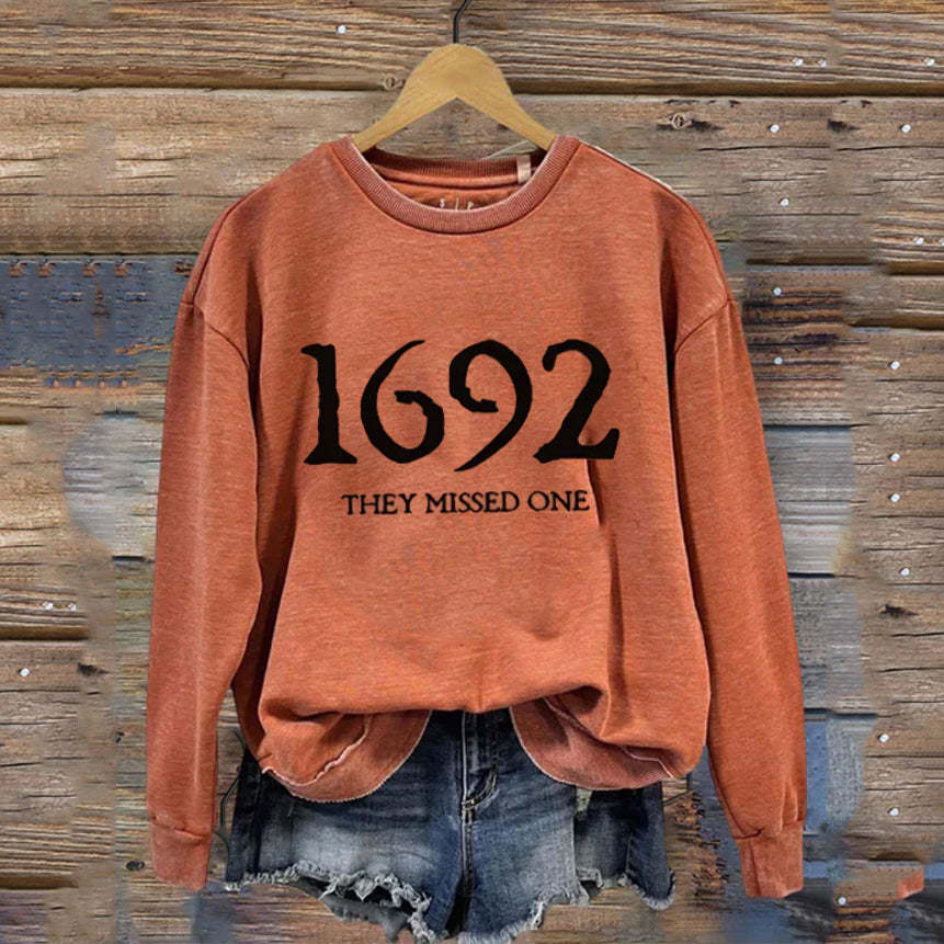1692 They Missed One  Swaeatshirt-carlalin