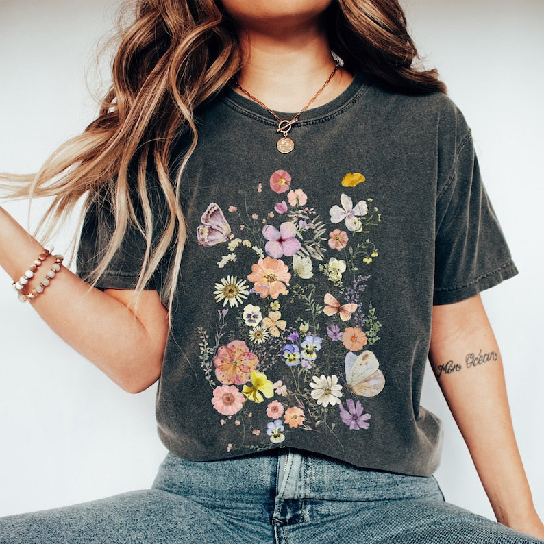 Chic Wildflowers Floral Vintage Comfort Colors Tshirt-carlalin
