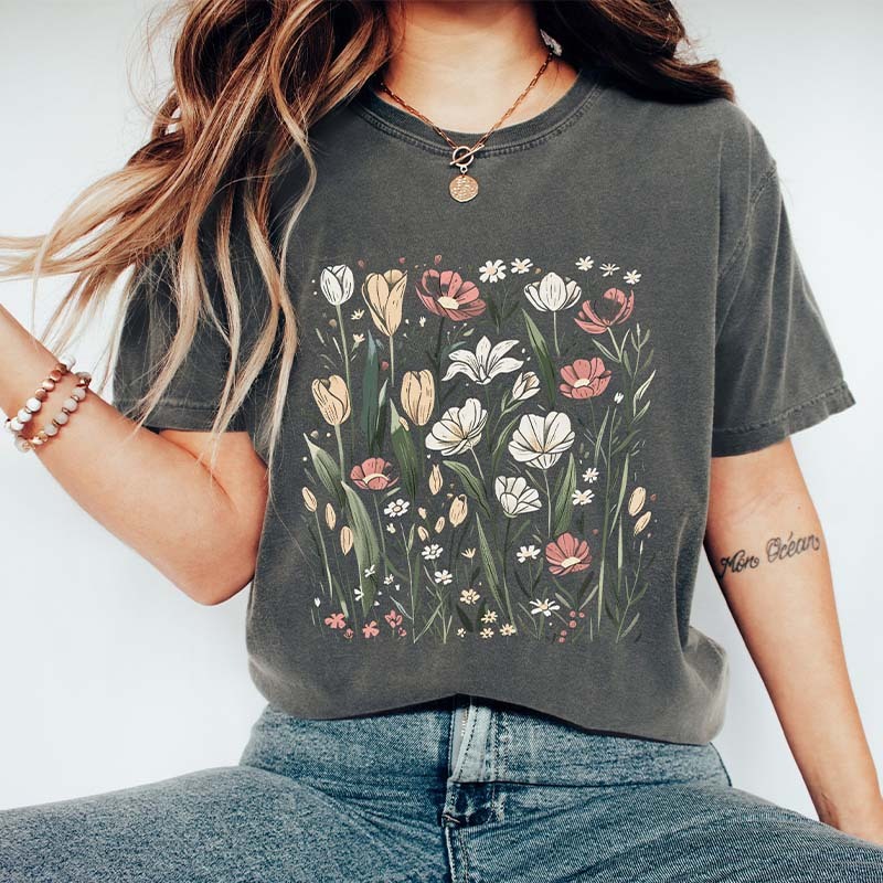 Aesthetic Wild Flower Vintage Nature Lovers T-Shirt-carlalin
