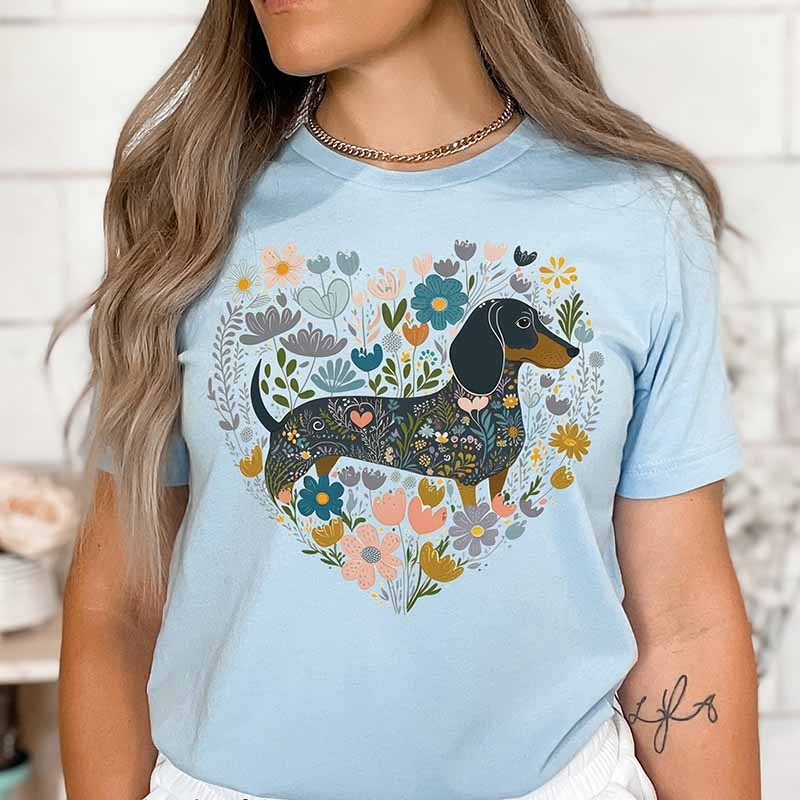 Floral Dachshund  Cottagecore Dachshund Mom  Wiener Dog T-Shirt