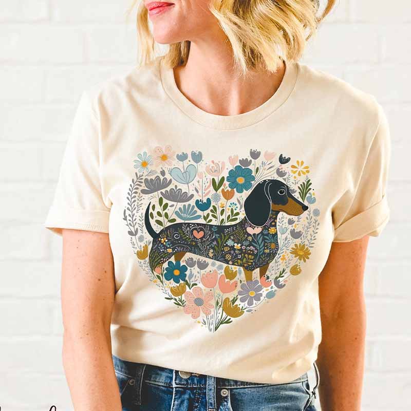 Floral Dachshund  Cottagecore Dachshund Mom  Wiener Dog T-Shirt