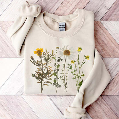 Vintage Botanical Wildflower Sweatshirt-carlalin
