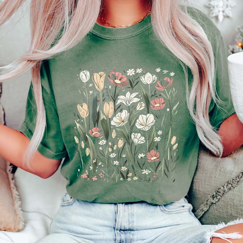 Aesthetic Wild Flower Vintage Nature Lovers T-Shirt-carlalin