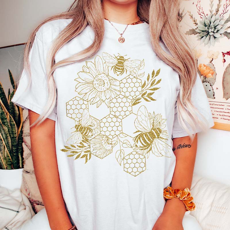 Comfort Colors Bee Lover T-Shirt-carlalin