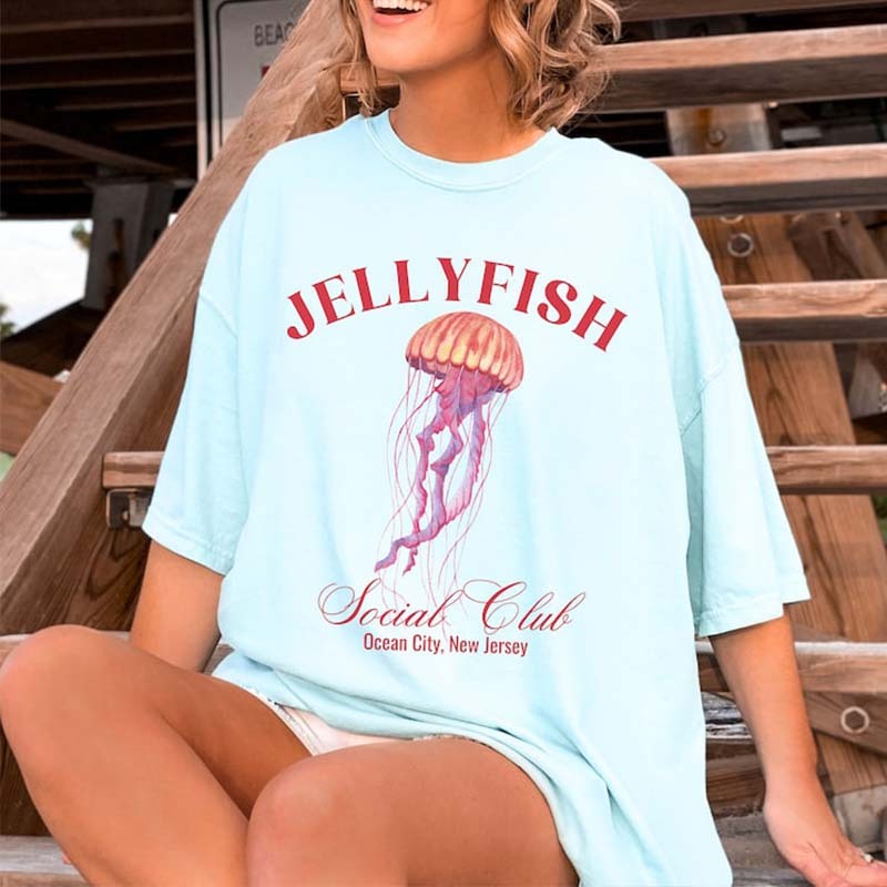 Save The Ocean Of Jellyfish  T-Shirt-carlalin