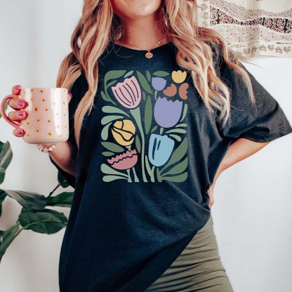 Wavy Tulips Retro Groovy Floral T-Shirt-carlalin