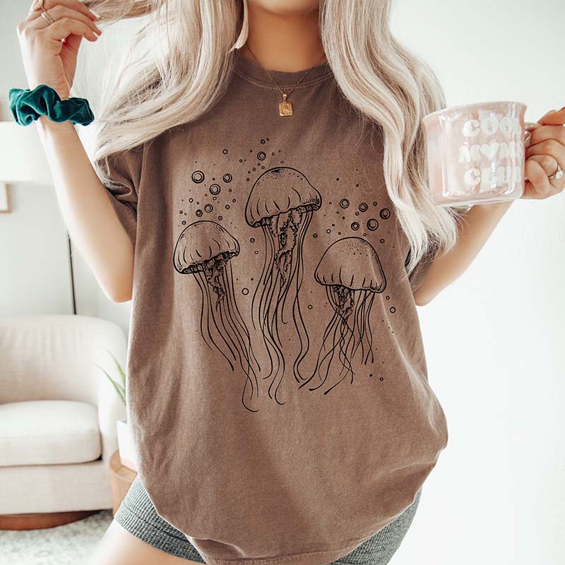Jellyfish Ocean Sun  Beach Bum T-Shirt 