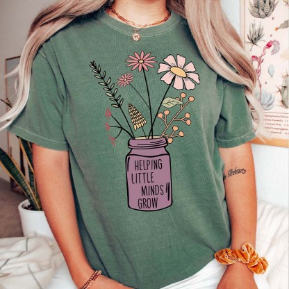 Helping Little Minds Grow Teacher Life T-Shirt-carlalin