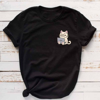 Cute Cat Reading Of Animal T-Shirt
