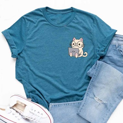 Cute Cat Reading Of Animal T-Shirt