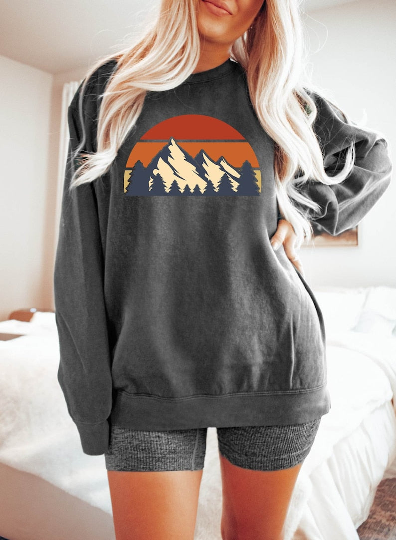 Mountain Sweatshirt-carlalin