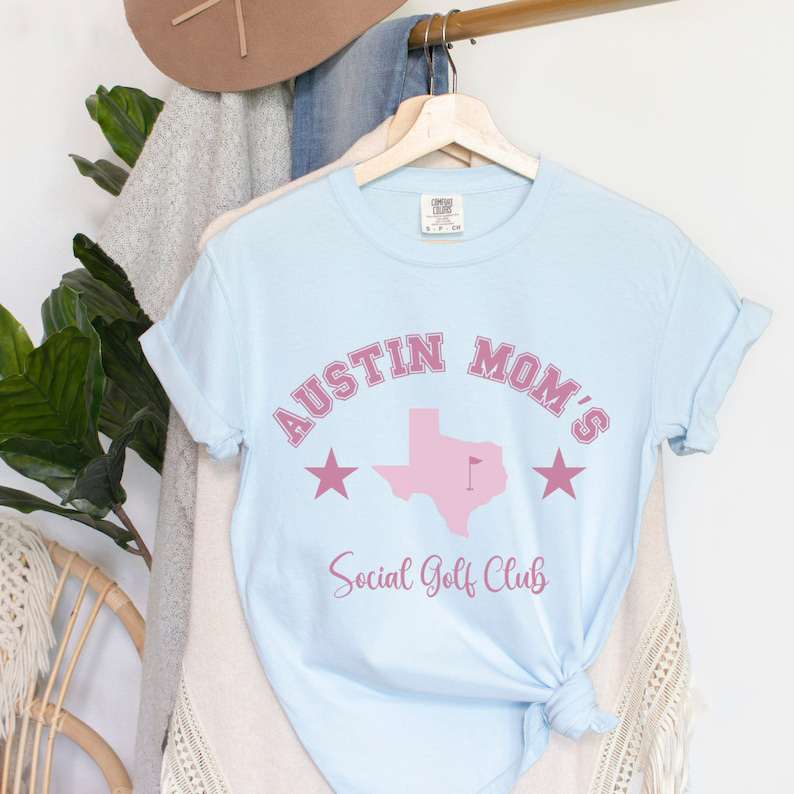 Austin Mom's Social Golf Club Shirt