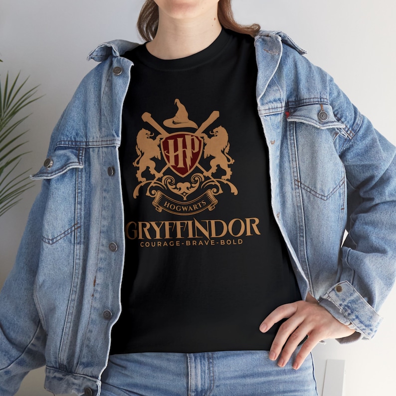 Vintage Style Wizard House Gryffindor Shirt