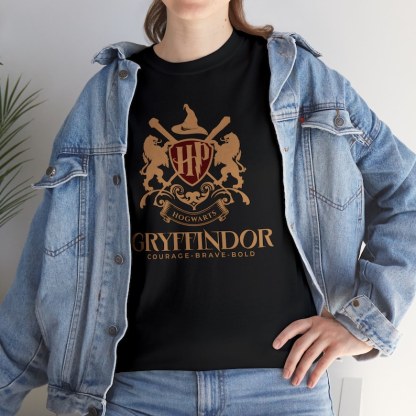 Vintage Style Wizard House Gryffindor Shirt