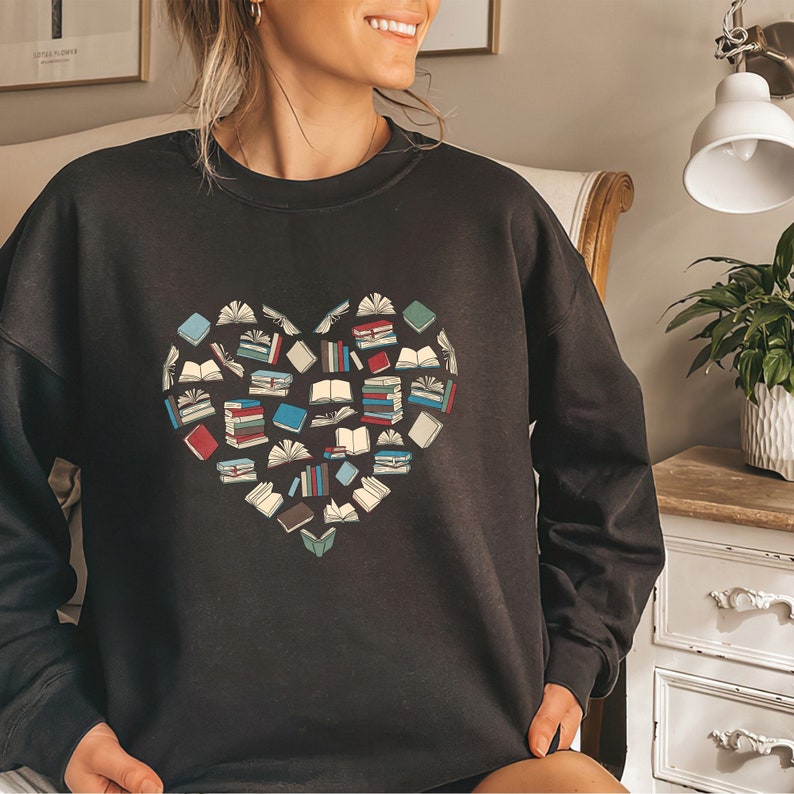 Book Heart Sweatshirt-carlalin