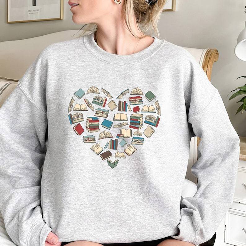 Book Heart Sweatshirt-carlalin