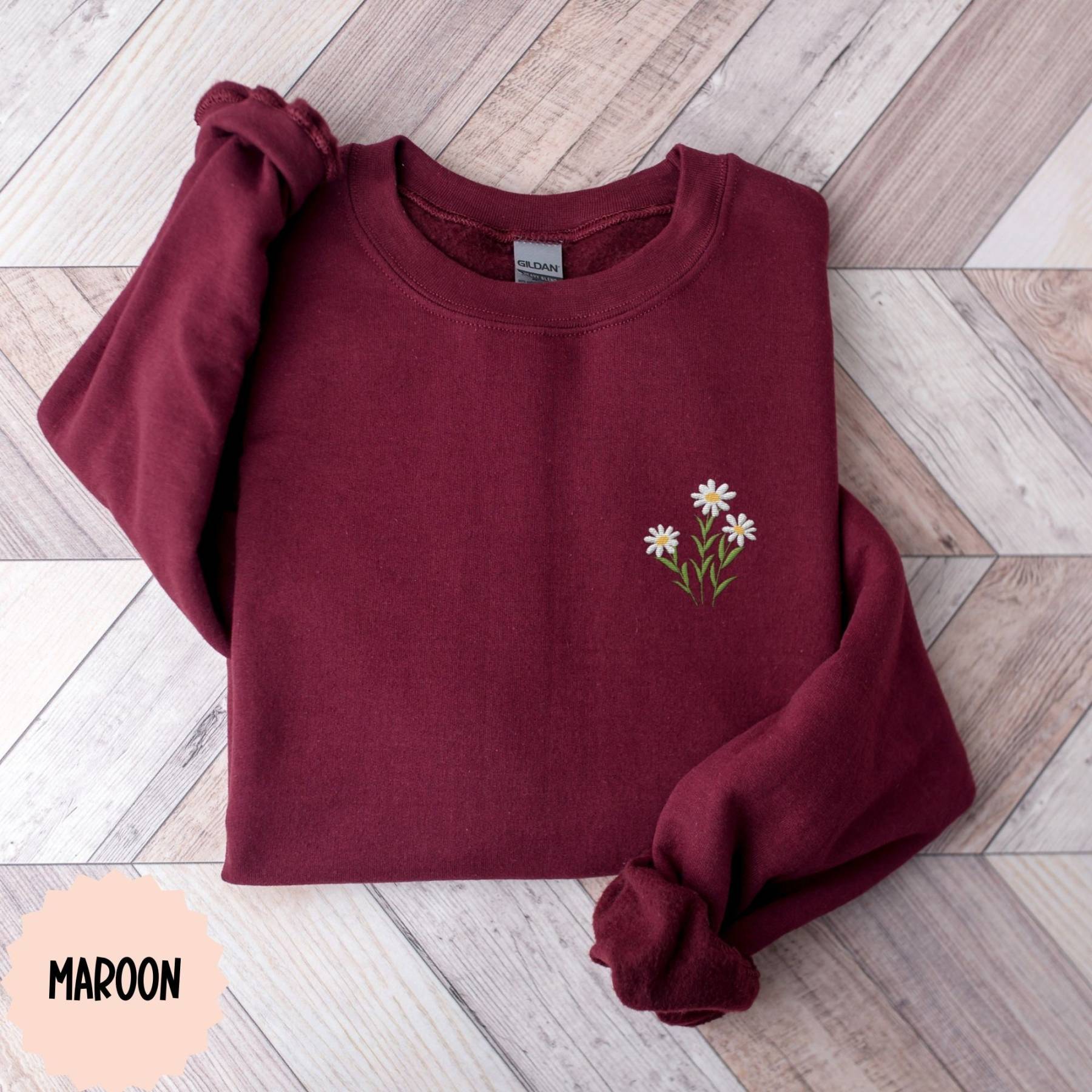 Embroidered Floral Daisy Sweatshirt
