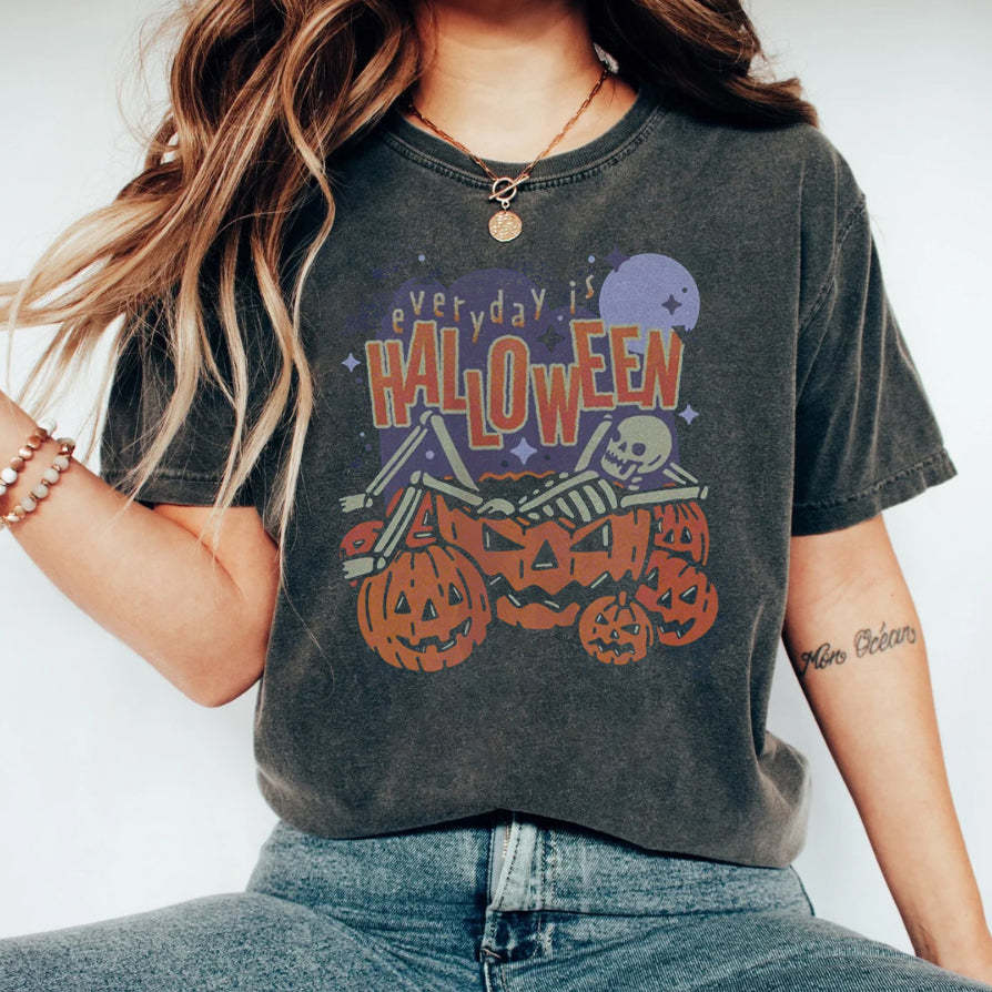 Everyday is Halloween T-shirt-carlalin