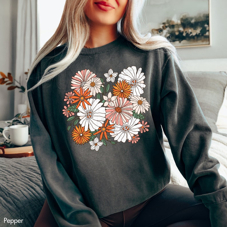 Boho Wildflowers Floral Nature Sweatshirt-carlalin