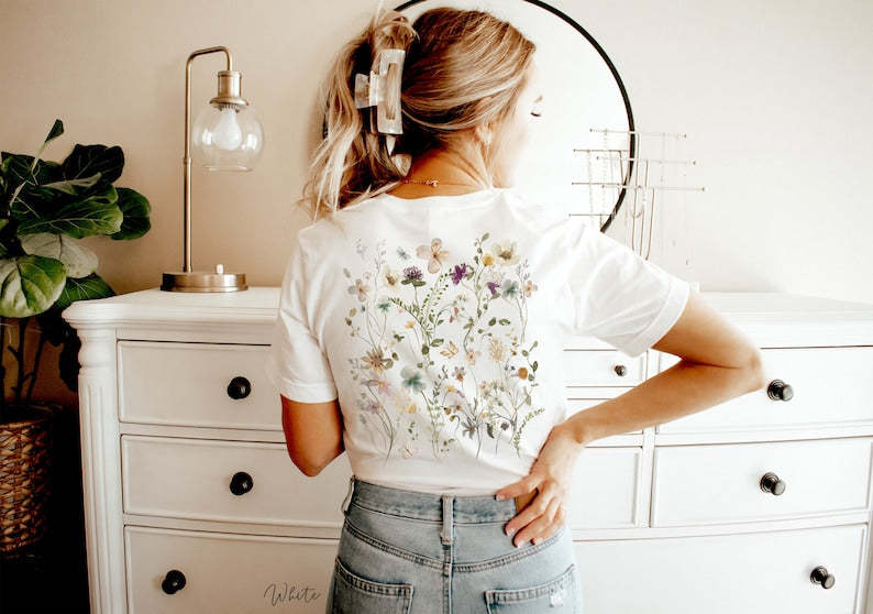 Pressed Flowers Back Print Tshirt Garden Lover Gift-carlalin