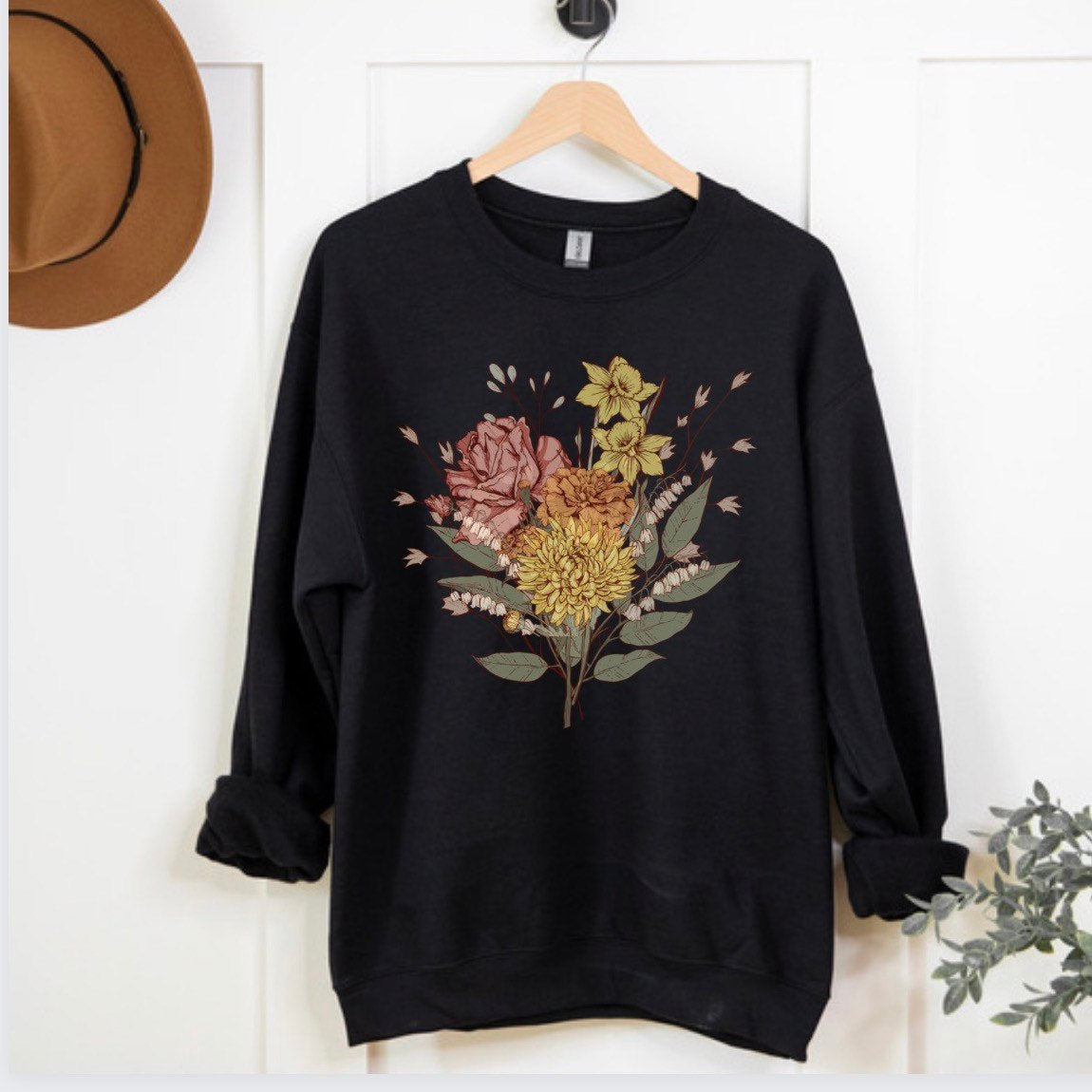 Plant Lover Gift for Mom Bouquet Round Neck Comfortable Sweatshirt-carlalin