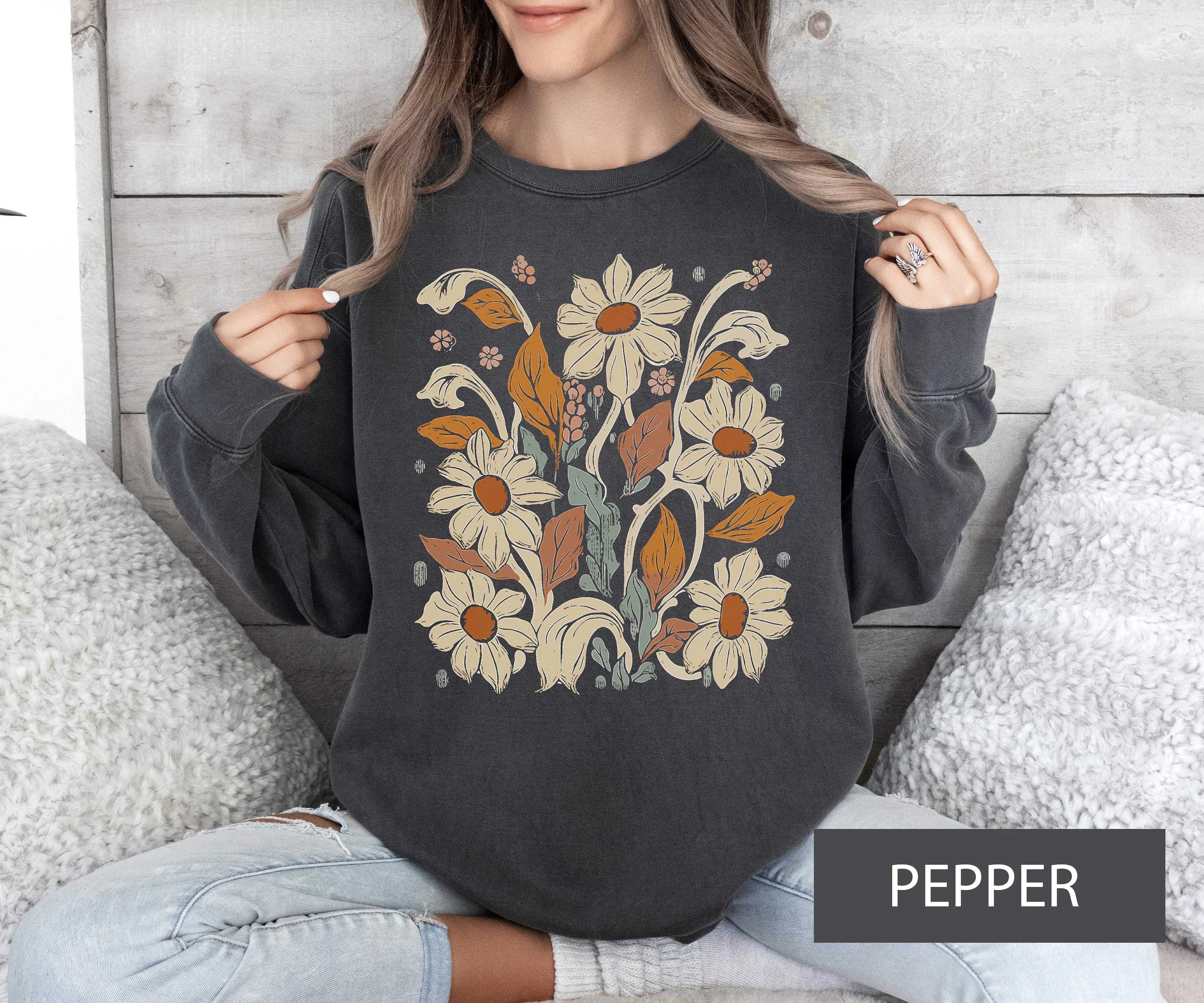 Bohemian Floral Sweatshirt Wildflower Cozy Sweater-carlalin