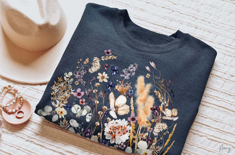 Vintage Pressed Flowers Sweatshirt Botanical Floral Pullover-carlalin