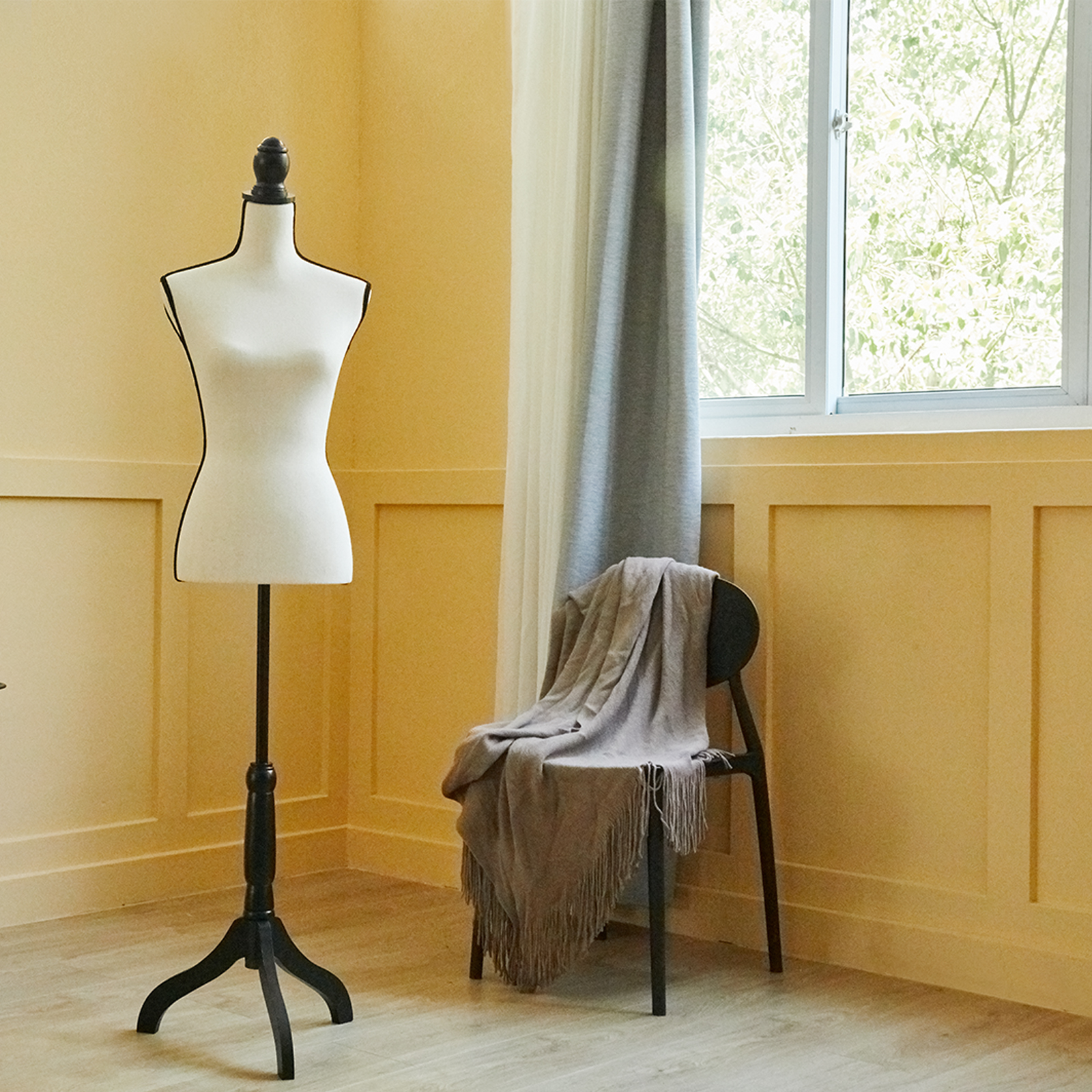 Female Dress Form Mannequin Torso Adjustable Height Mannequin Body with Tripod Stand for Clothing Dress Jewelry Display, Beige