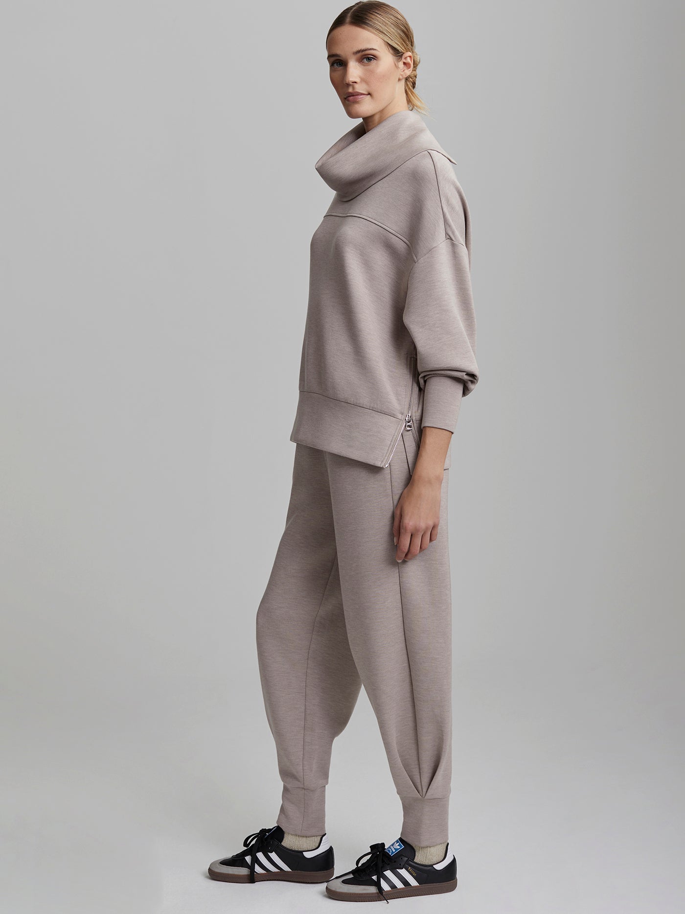 Priya Longline Sweat(BUY 2 FREE SHIPPING)