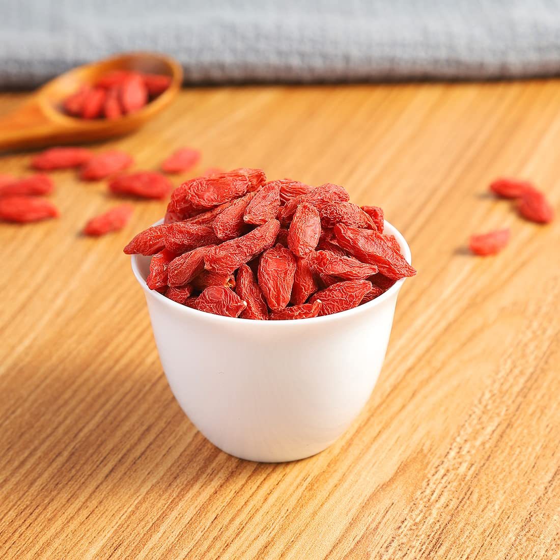 Premium Dried Goji Berries 12.5Oz/354g,Selected Goji Berry.100% Natural & No Additives for Tea,Baking.-Ultra Herb Tea