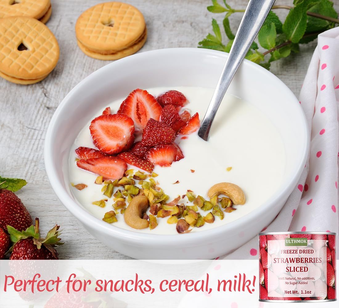 Premium Freeze Dried Strawberries Slices 1.1OZ /30g,1 Ingredient, Made with 100% Natural Strawberries,No Sugar Added & No Additives.
