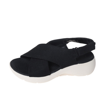 Sports sandals with arch support