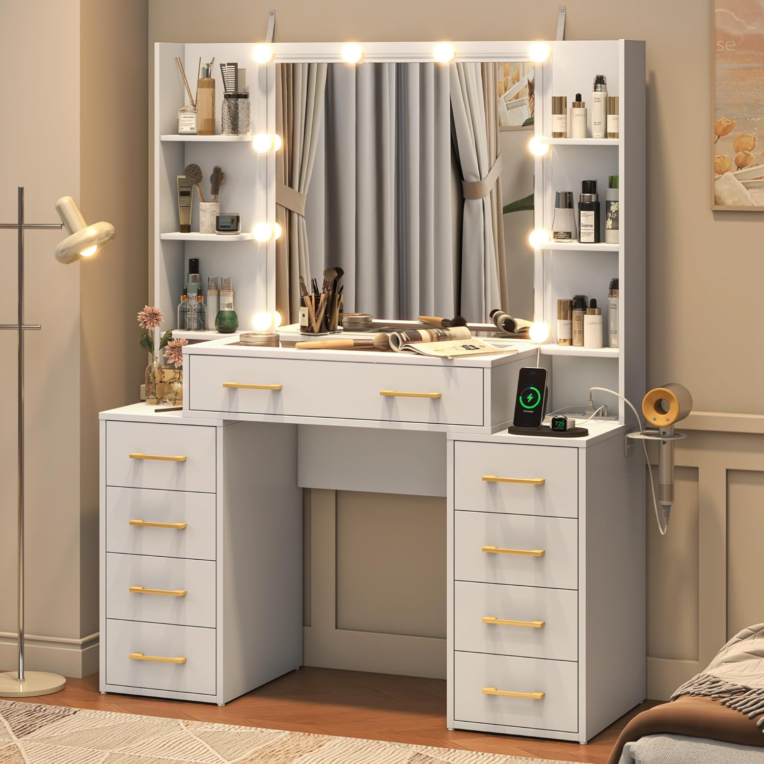 Tocador blanco con espejo y luces LED, tocador con tapa de cristal con estación de carga y cajones de almacenamiento con compartimentos, mesa de tocador de maquillaje grande con 9 cajones y 6 estantes
