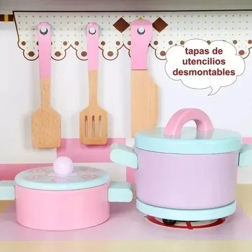 Cocina de Madera Fantastic Toys color rosa con horno refrigerador sonido y accesorios