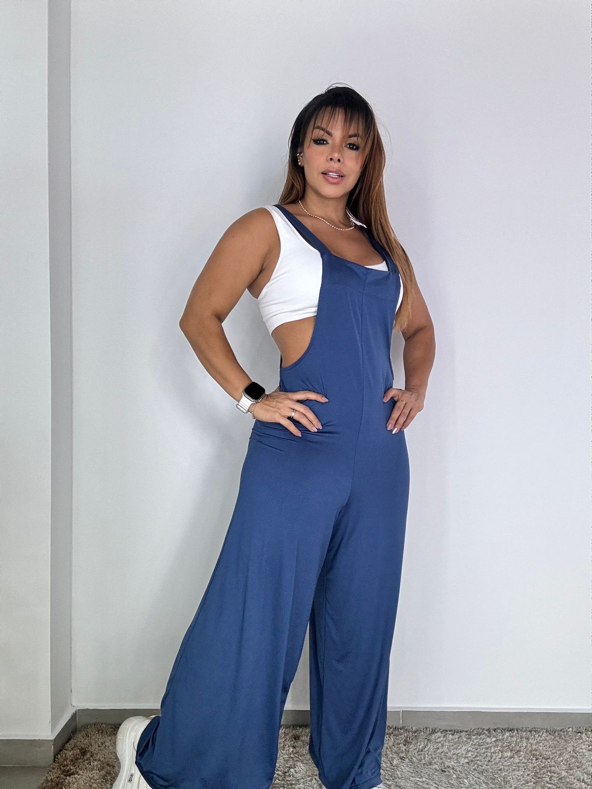 Luce elegante y exclusiva con overoles de TALLA UNICA y en edición limitada para mujeres sofisticadas como TU.