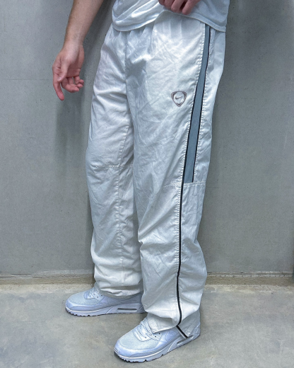 Side-striped casual pants