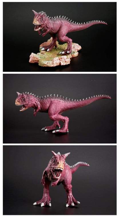 11‘’ Realistic Carnotaurus Dinosaur Solid Figure Model Toy Decor